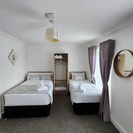 Bright Elegant Park View *