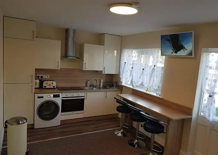 Bright Elegant Park View *