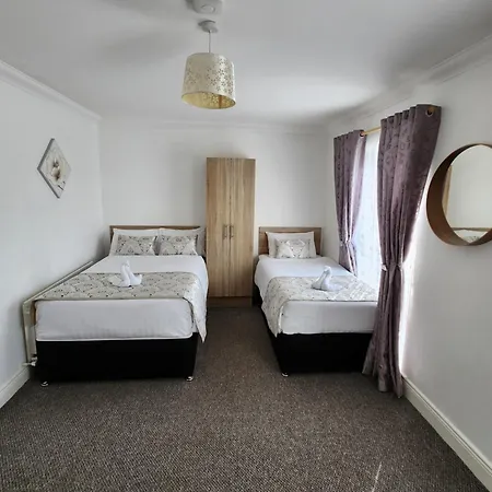 Bright Elegant Park View