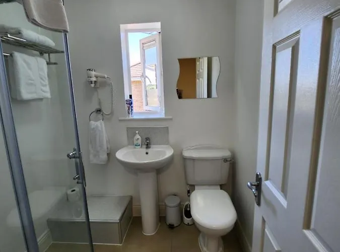 Bright Elegant Park View *